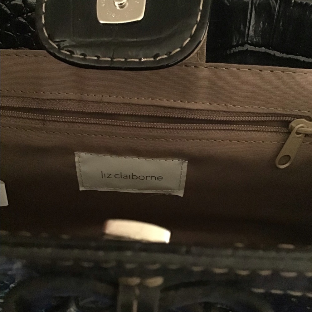 Bags - Picture 6 of 7